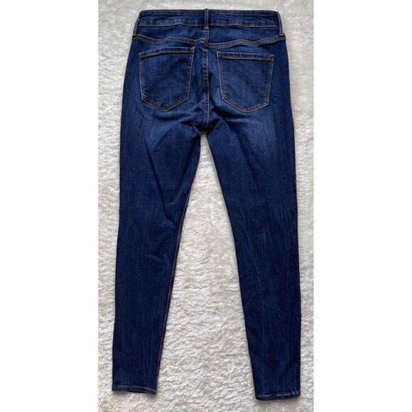 Old Navy Mid-Rise Rockstar Super-Skinny Distressed Jeans in Dark Worn, Size 6 - Picture 12 of 16